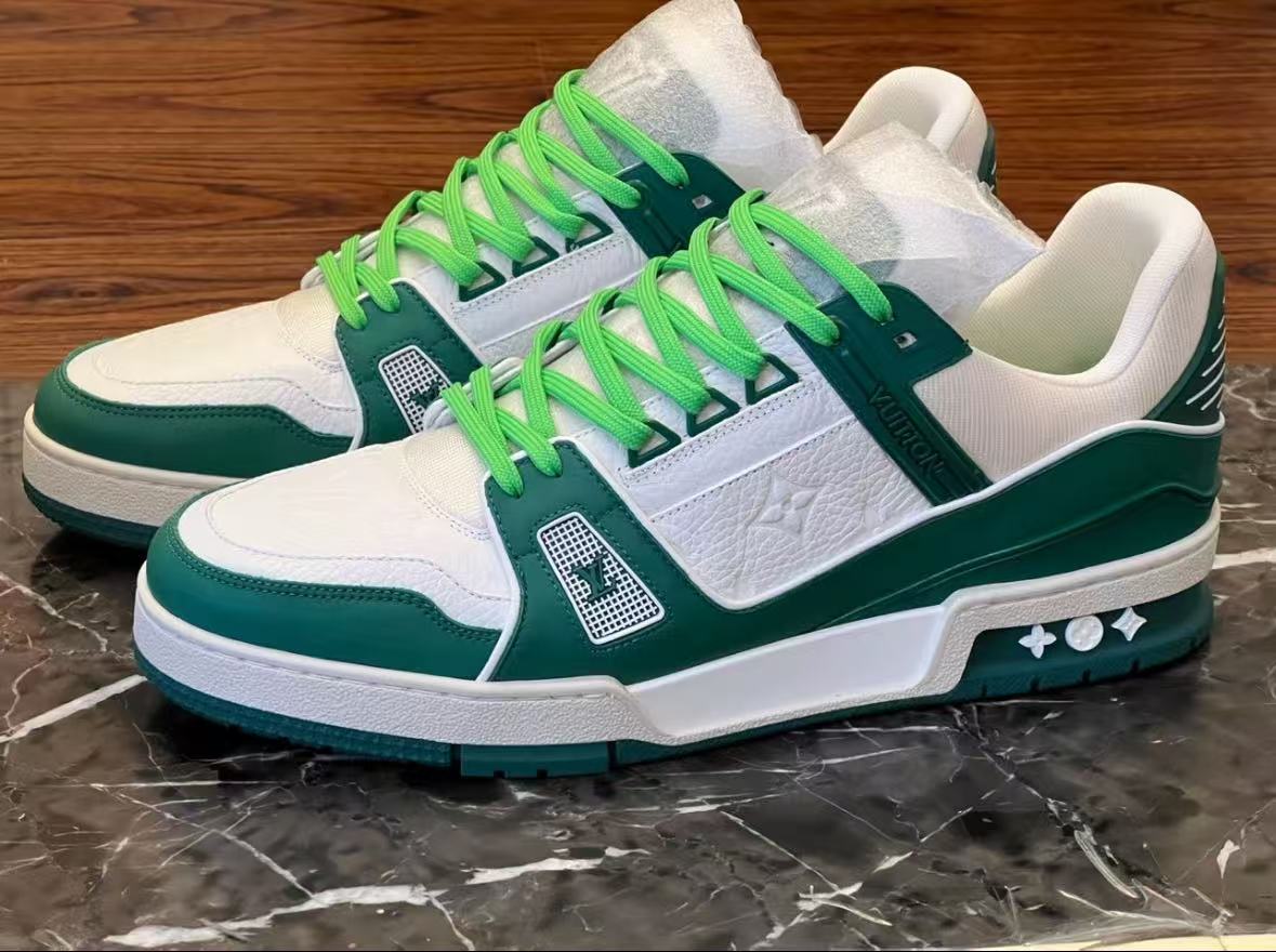Louis Vuitton LV Trainer Green 1A8127 review Irma
