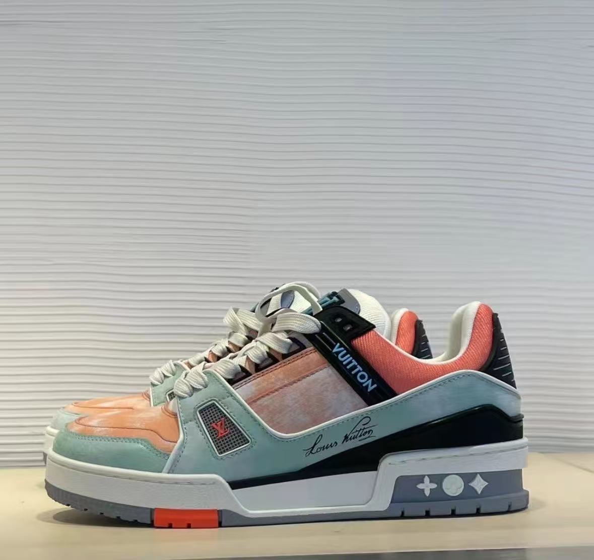 Louis Vuitton LV Trainer Orange Teal Vintage 1ACEFX review Pag