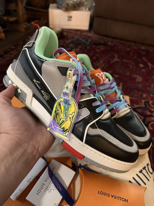 Louis Vuitton Trainer Blue SS21 1A8QBG review 