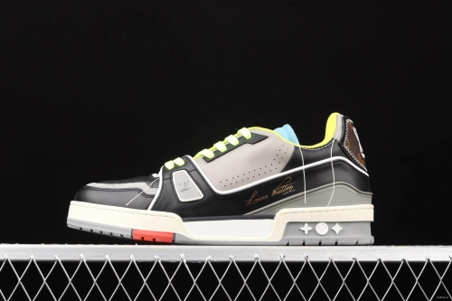 Louis Vuitton Trainer Green SS21 1A8QAY review 