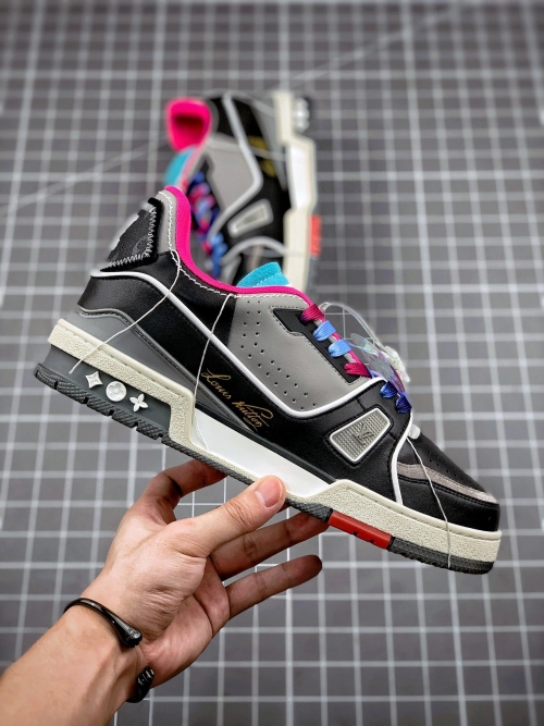 Louis Vuitton Trainer Pink SS21 1A8Q9Y review 