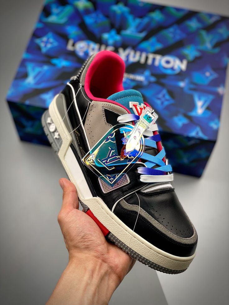 Louis Vuitton Trainer Pink SS21 1A8Q9Y review na