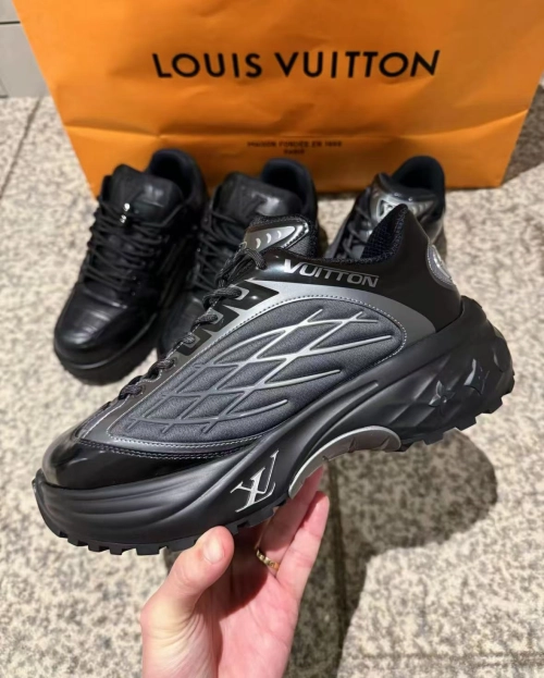 LOUIS VUITTON Discovery Lace Up Black and White Silver   review 