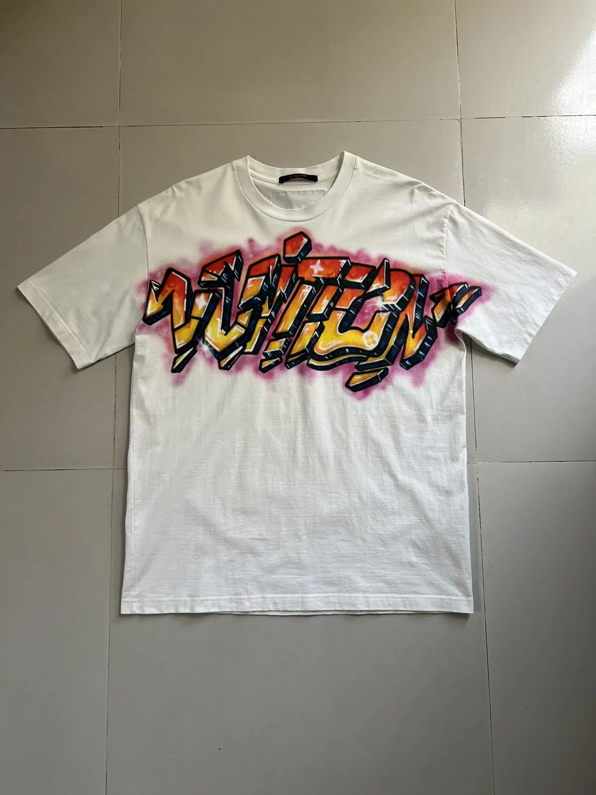 Louis Vuitton Comic Cartoon Flame Letters Printed Short Sleeve White review 0