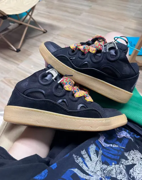 LANVIN Curb Black Yellow review 