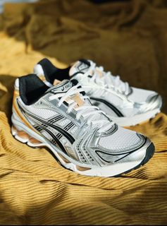 ASICS Gel-Kayano 14 White Pure Sliver Orange 1201A019-106 review smin