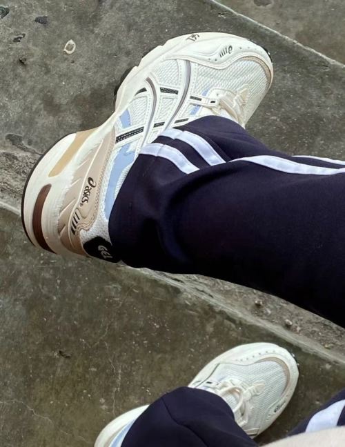 ASICS Gel-1090 Cream Brown 1203A243-023 review 