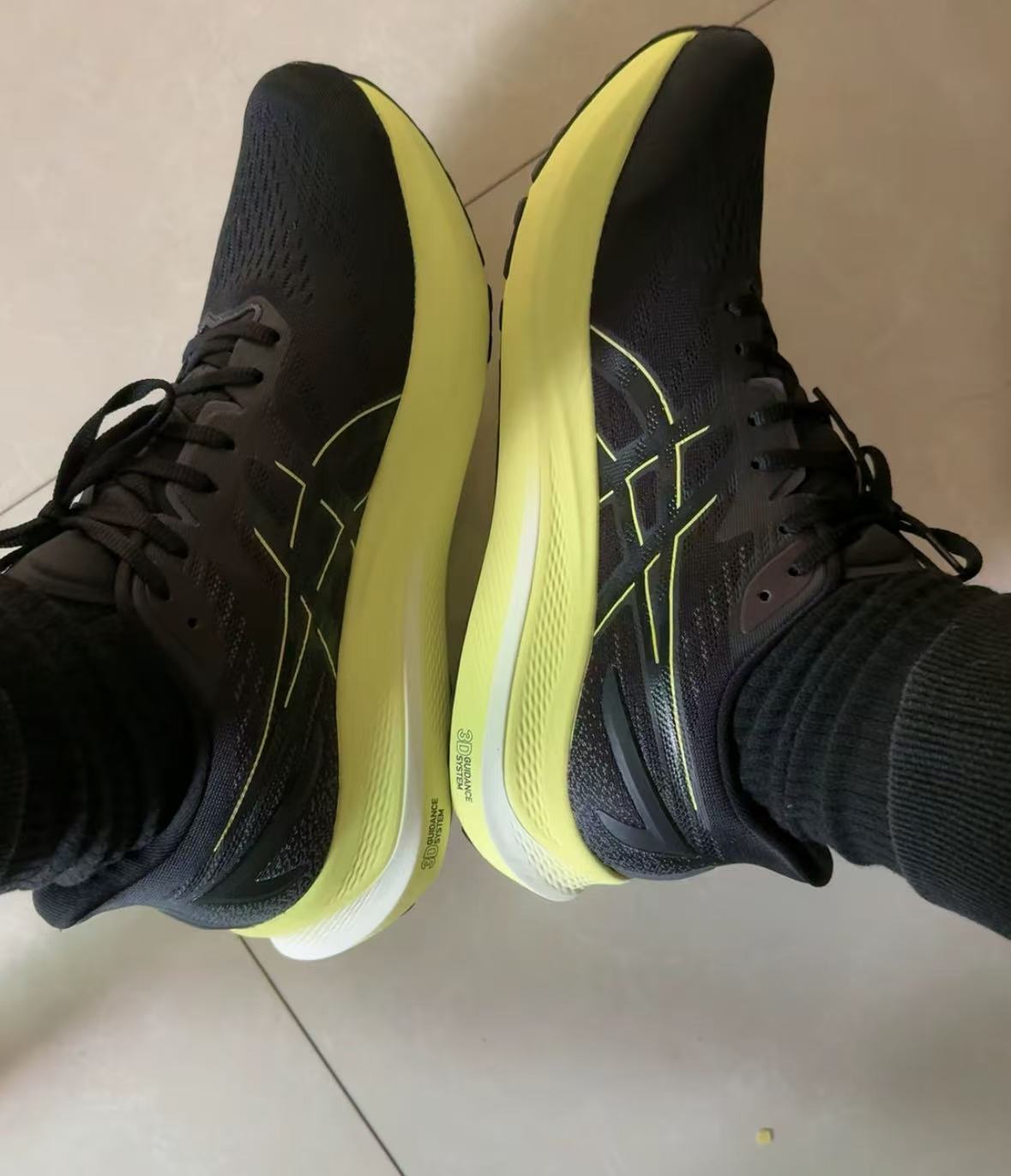 Asics GT 2000 12 'Black Glow Yellow' 1011B691-003 review lla