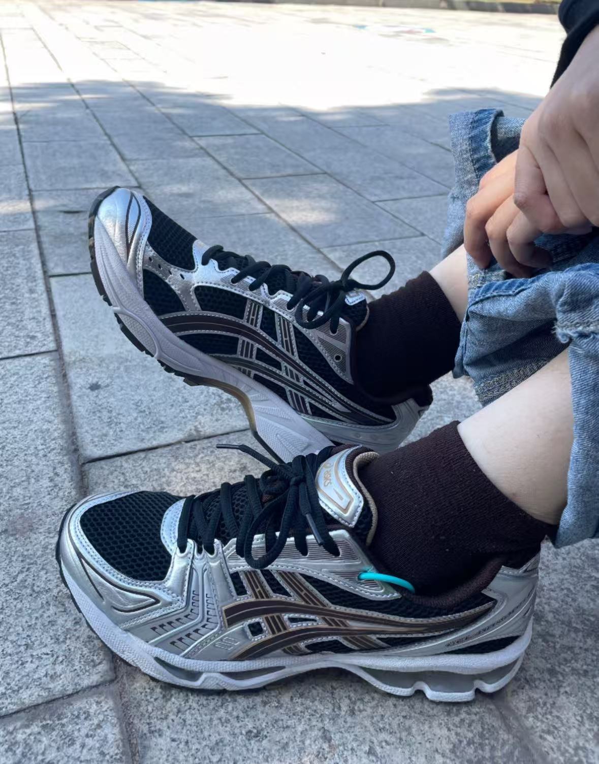 ASICS Gel-Kayano 14 Black Coffee Silver 1201A019-004 review Stell
