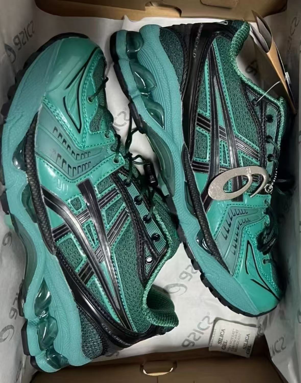 ASICS Gel-Kayano 14 Unaffected Infinite Wonders Pack Green 1201A922-300  review ile
