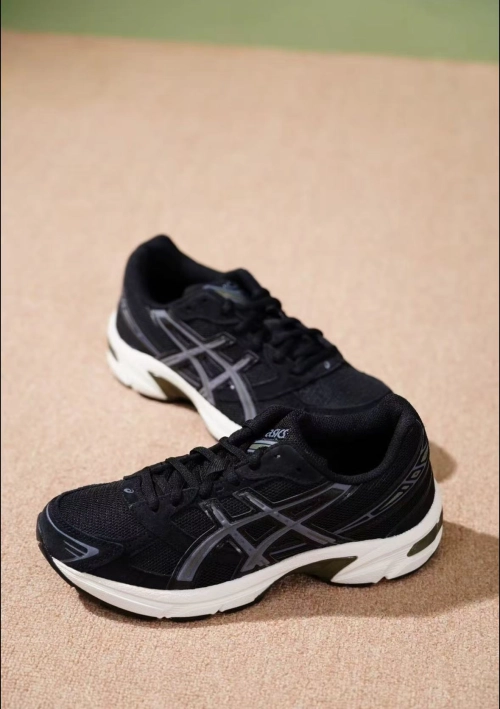ASICS Gel-1130 Black Metropolis  1201A255-002 review 