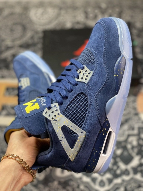 Jordan 4 Retro Michigan (PE) 1036660 review 