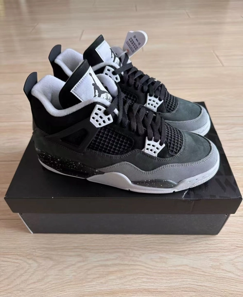Air Jordan 4 Black And White Fear Remake FQ8138-002 review 