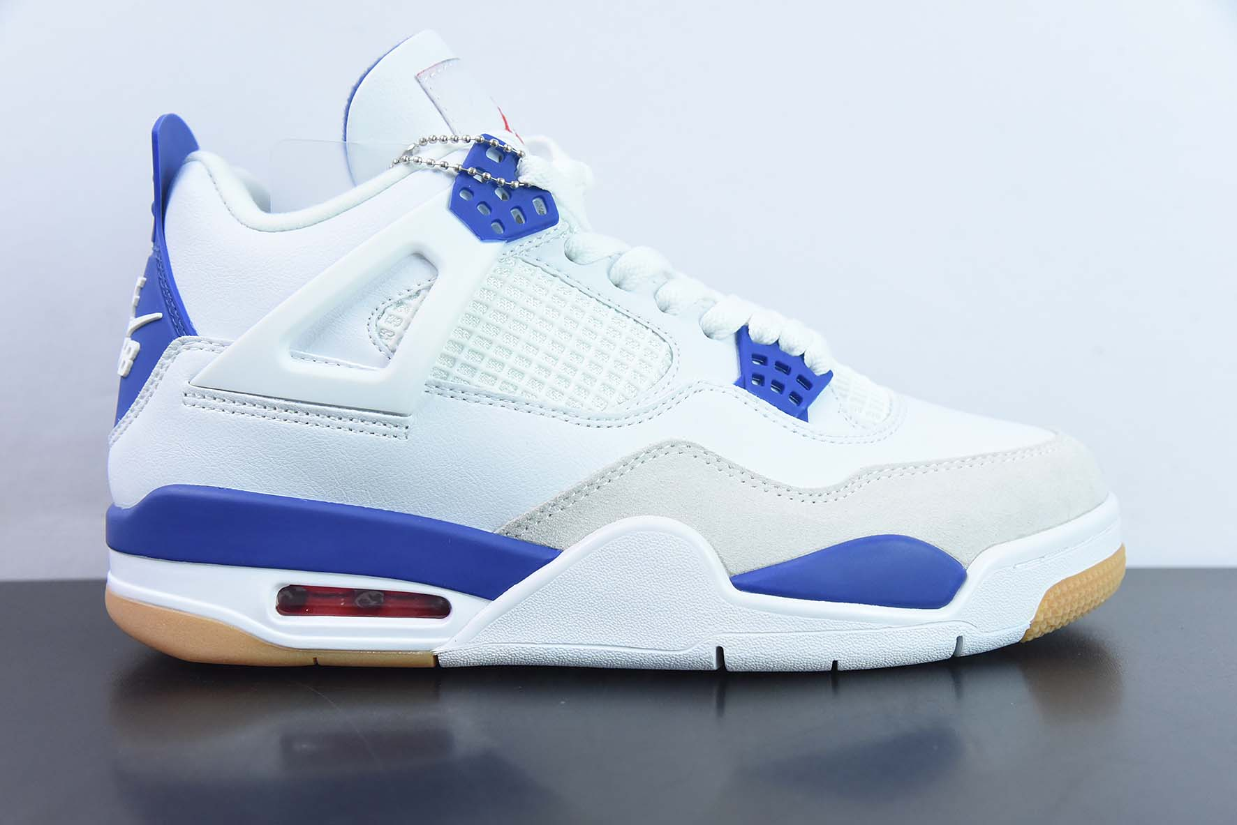  Nike SB x Air Jordan 4 “Sapphire”Sapphire Blue DR5415-140  review tgrt