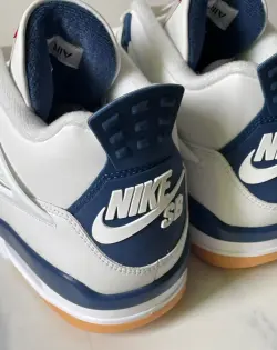 Air Jordan 4 Retro SB SP Navy DR5415-100 DR5415-100 review etrt