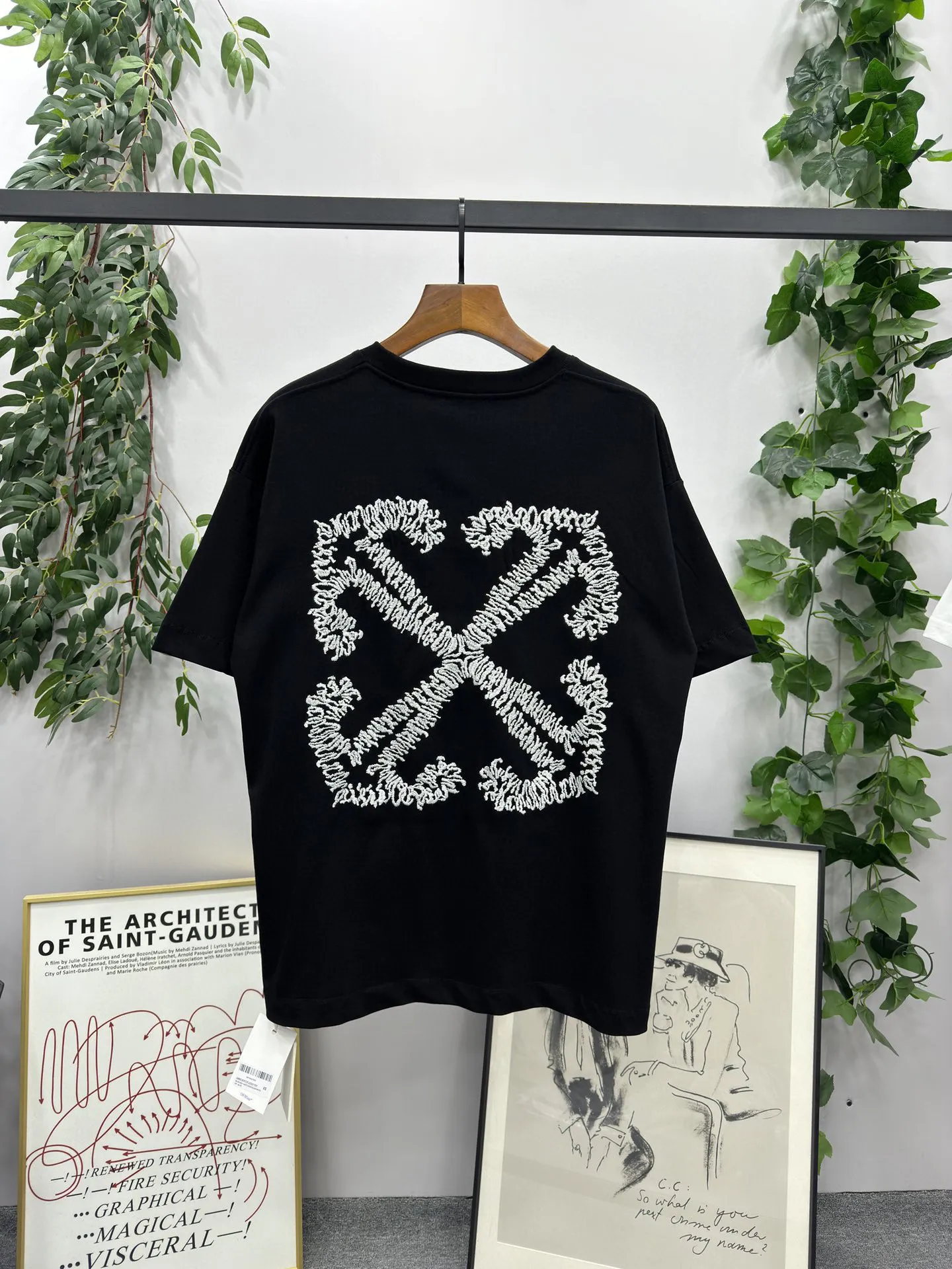 OW embroidered arrow short sleeves black review fgn