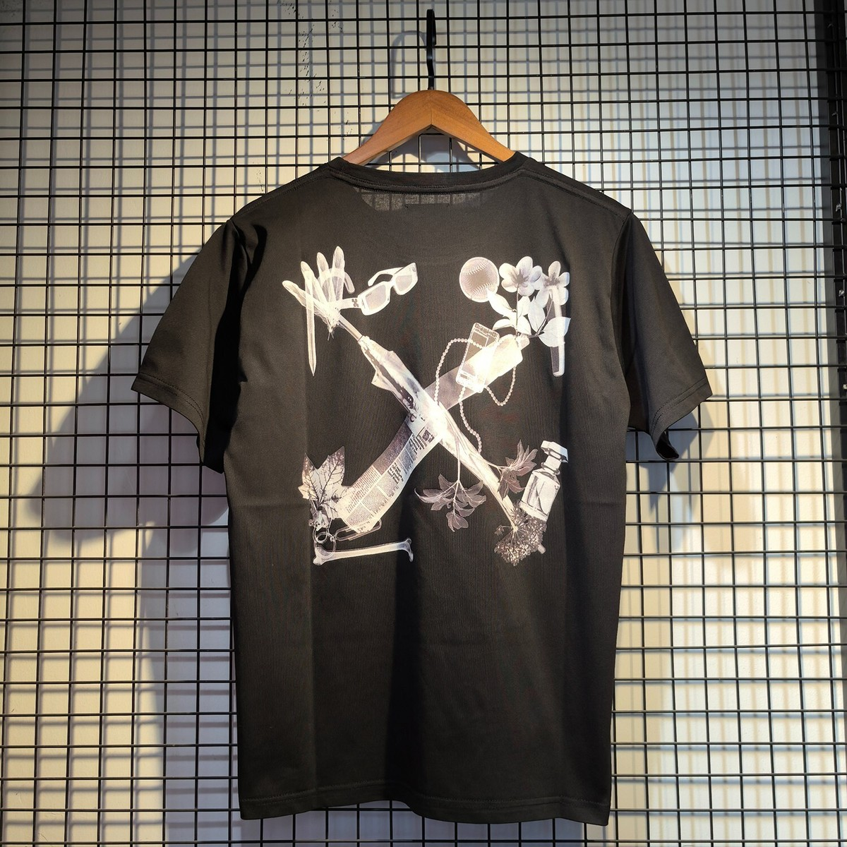 OW digital earphones arrow print short sleeves review fgf