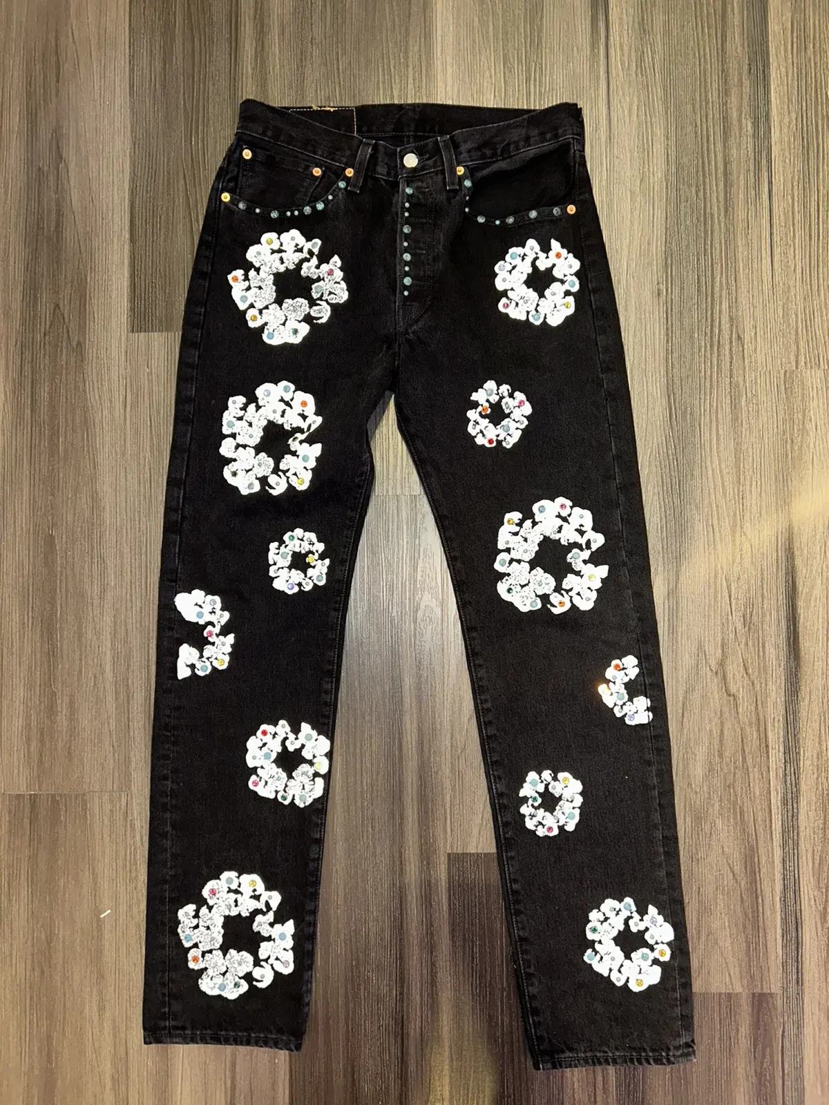 Denim Tears x Levi's 501 Cotton Rhinestone Wreath Jeans - Lowest Ask review fvb