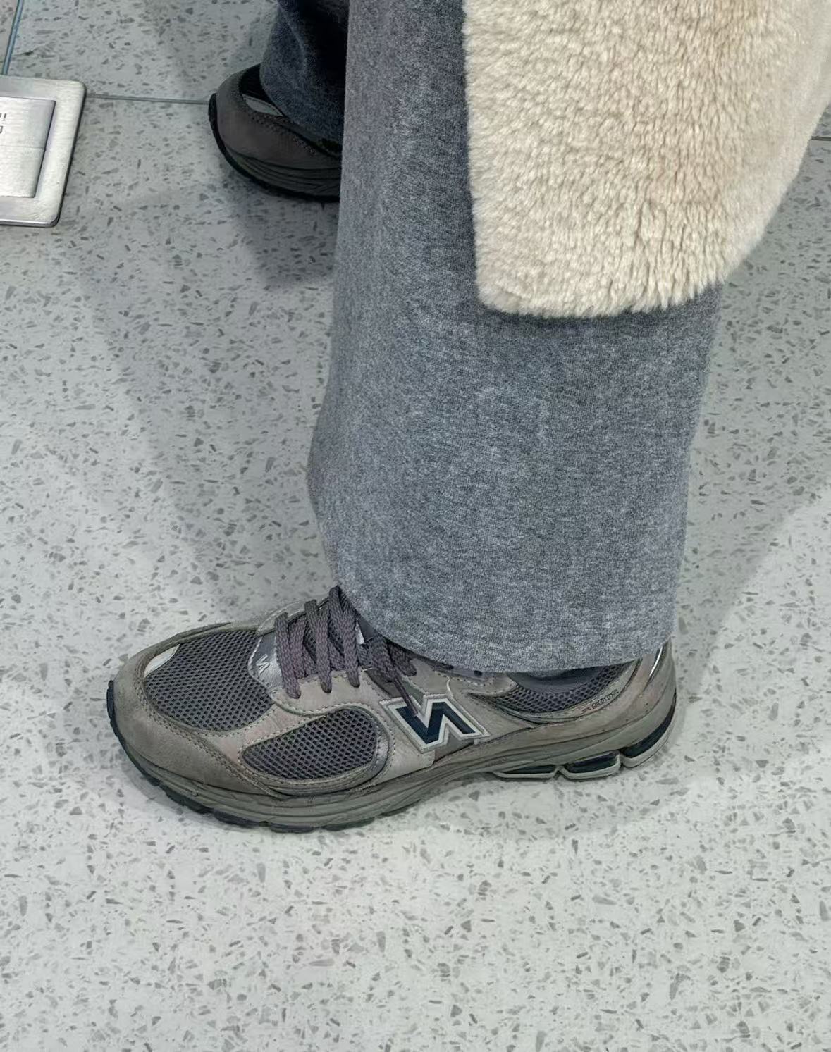  New Balance 2002R Golden Ash  M2002RA review fvv