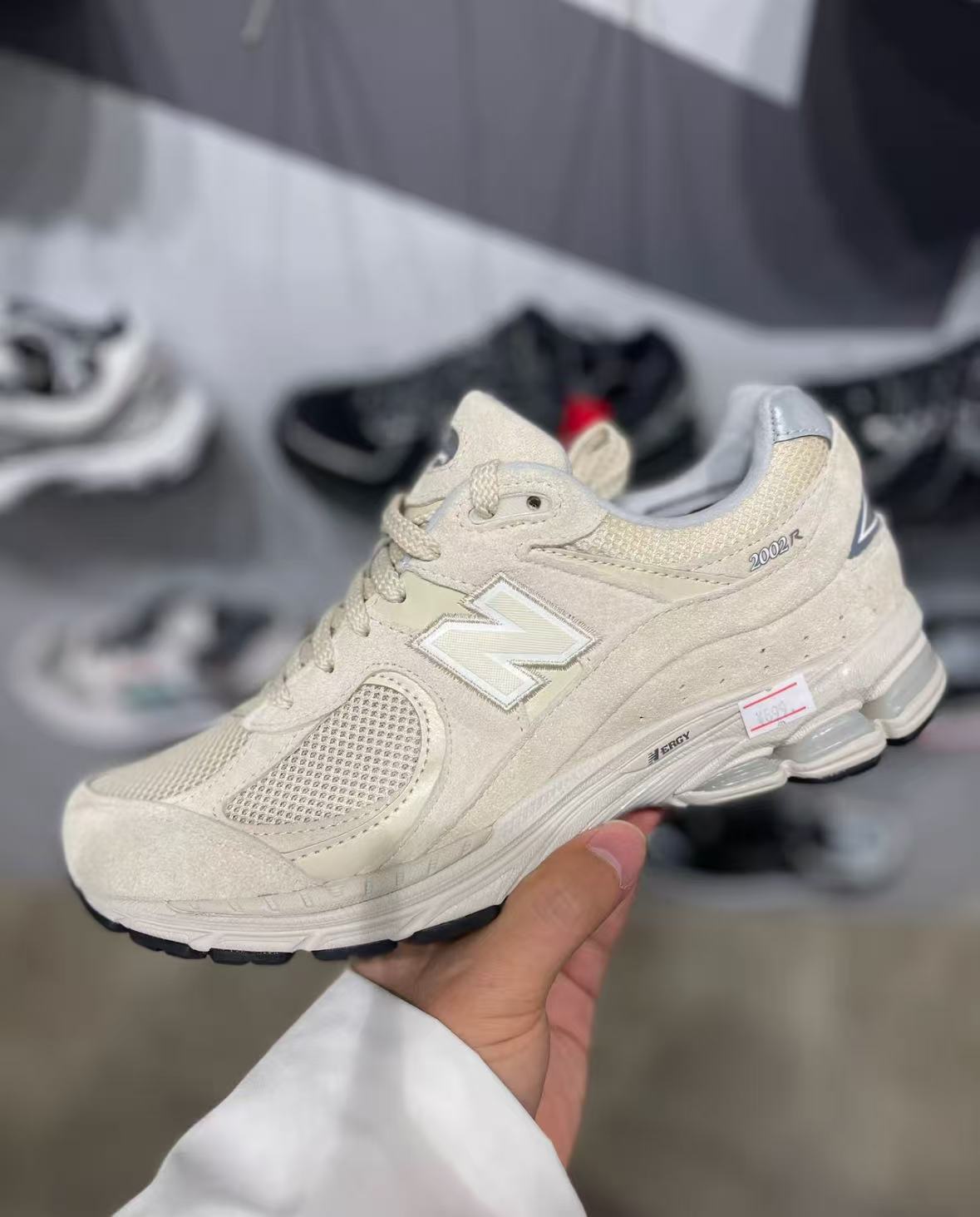 New Balance 2002R Linen M2002RE review ghgb