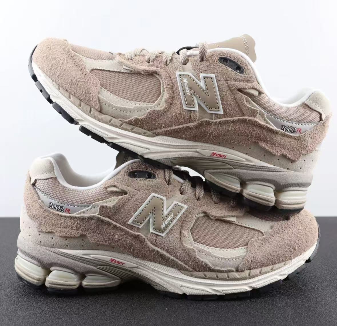New Balance 2002R Protection Pack Driftwood  M2002RDL review ghg