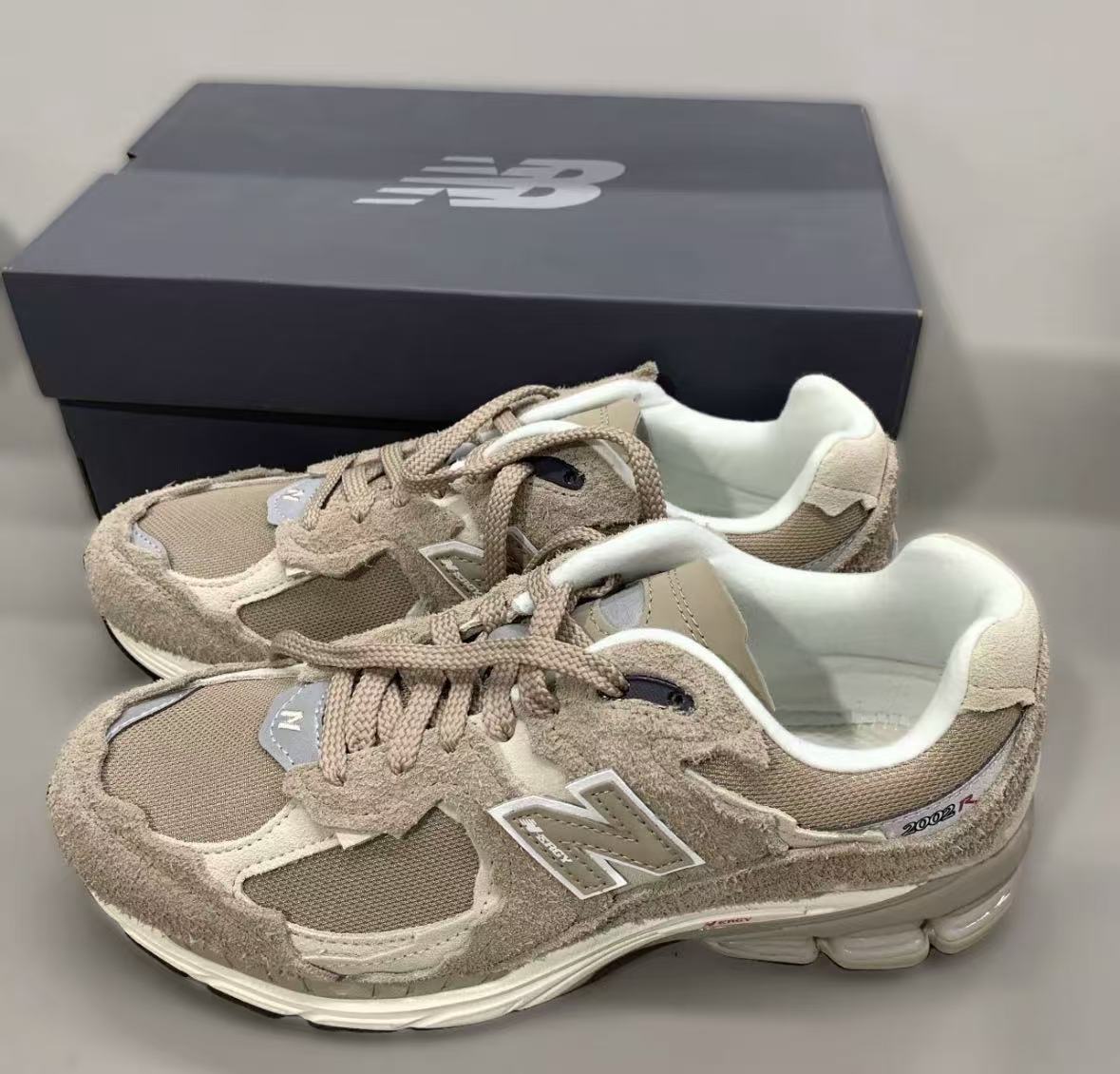 New Balance 2002R Protection Pack Driftwood  M2002RDL review fdhgf