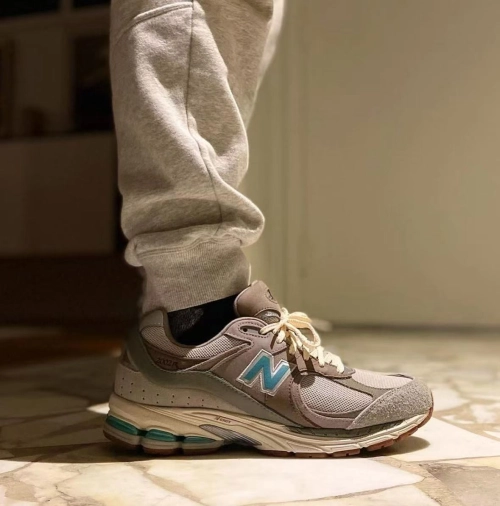 New Balance 2002R Oasis  M2002RAM  review 