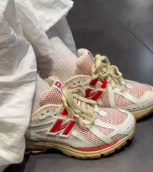 New Balance 1906R White Red M1906RO review 