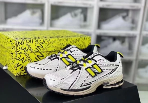 New Balance 1906R GANNI Egret M1906RGG review 