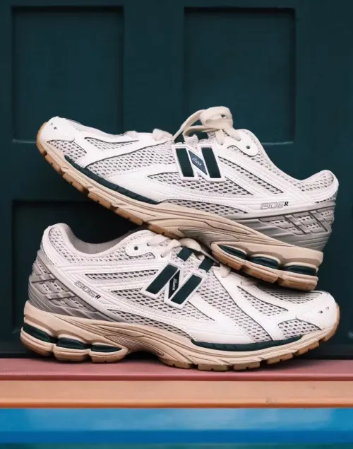 New Balance 1906R White Green Cream M1906RQ review 