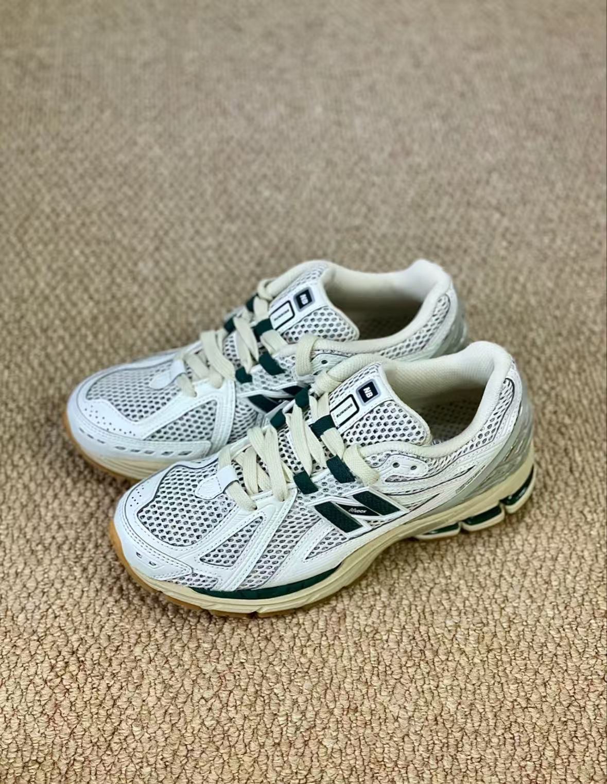 New Balance 1906R White Green Cream M1906RQ review dfgb