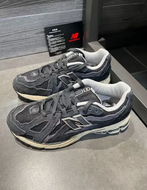 New Balance 1906D Protection Pack Black  M1906DD review 