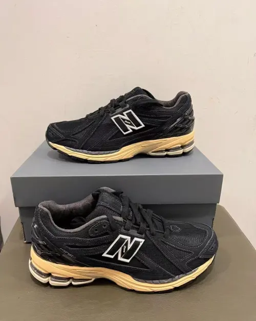 New Balance 1906R Black Taupe M1906RK review 