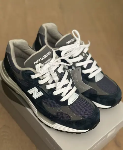 New Balance 992 Navy Grey  M992GG review 