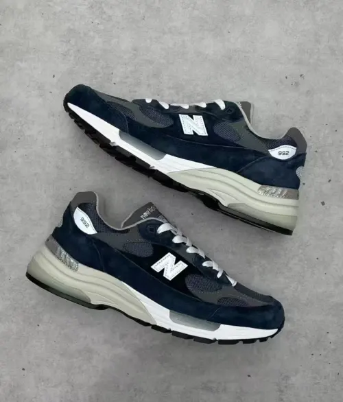 New Balance 992 Navy Grey  M992GG review 
