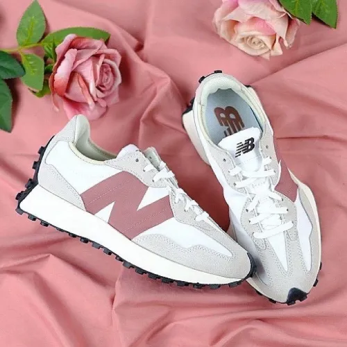 New Balance 327 Maroon (Women's)  WS327CD review 