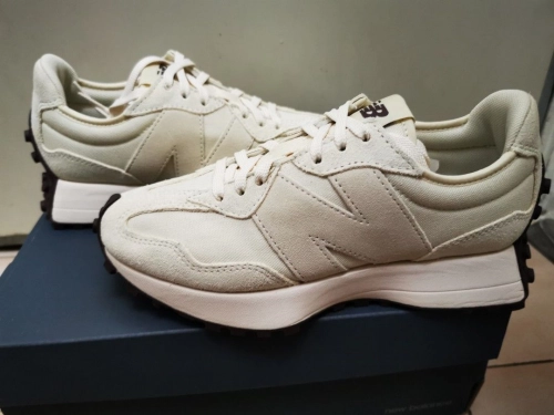 New Balance 327 Angora (Women's) WS327FB review 