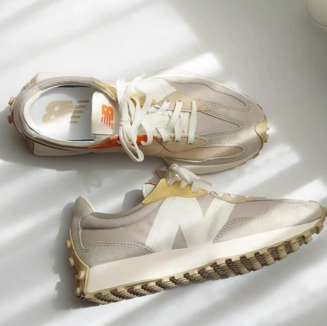 New Balance 327 Cream Coloured WS327MS review dcv