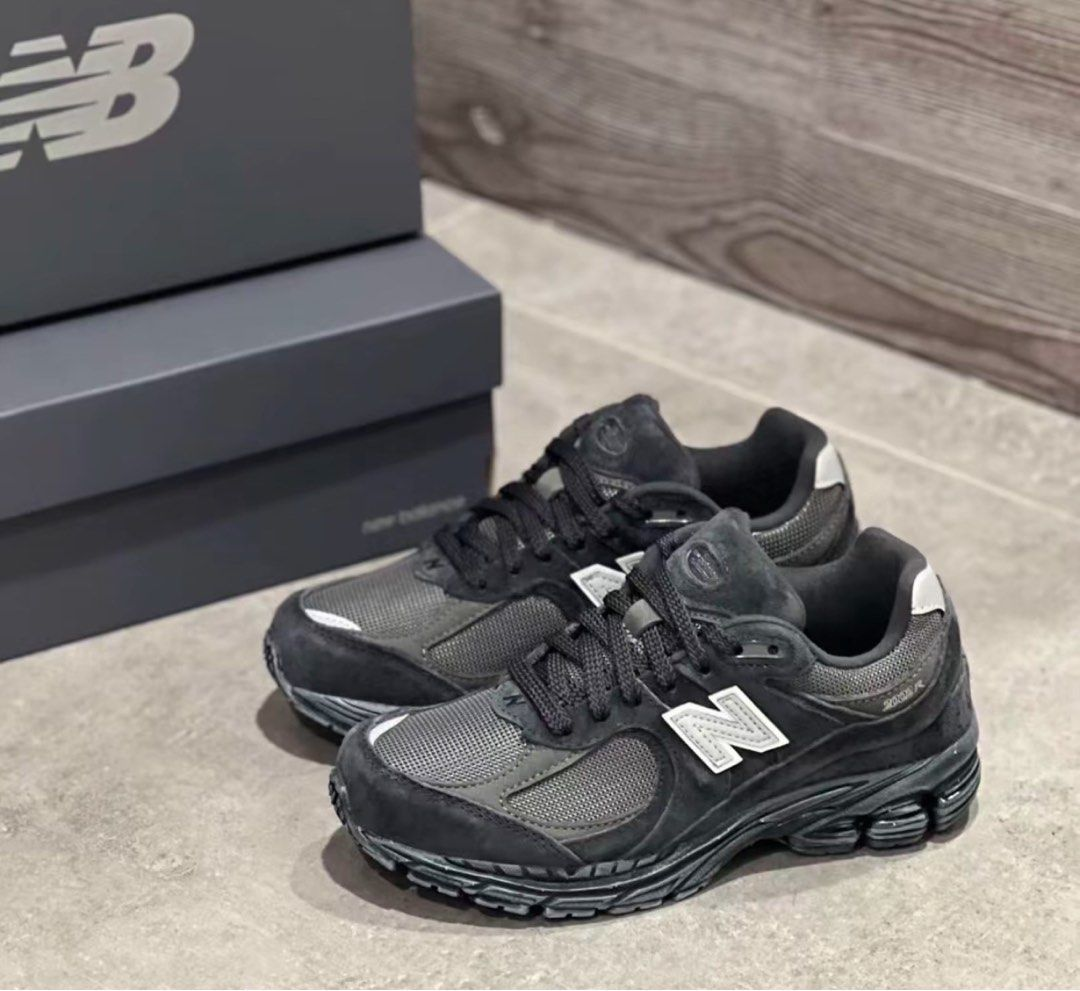 New Balance 2002R Black Grey M2002RBV review dgvf