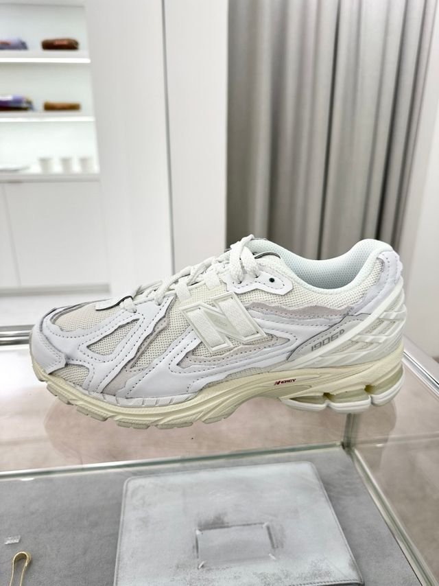 New Balance 1906R Khaki M1906RPA review dfgb