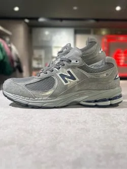 New Balance 2002R 'Grey Indigo' M2002RHG review 
