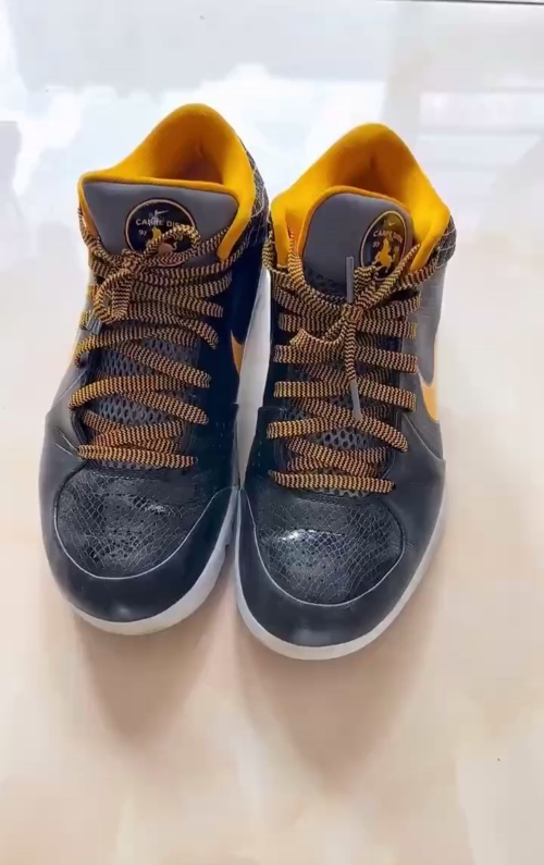 Nike Kobe 4 Protro Carpe Diem  AV6339-001 review 