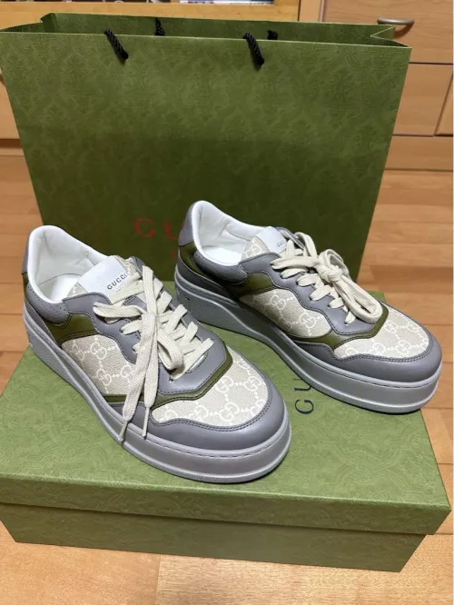  GUCCI Chunky B White Blue Green 700641 UPG90 1282 review 