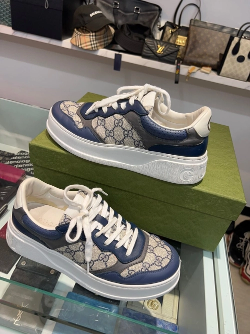 GUCCI Chunky B Blue 669582 UPGB0 4273 review 