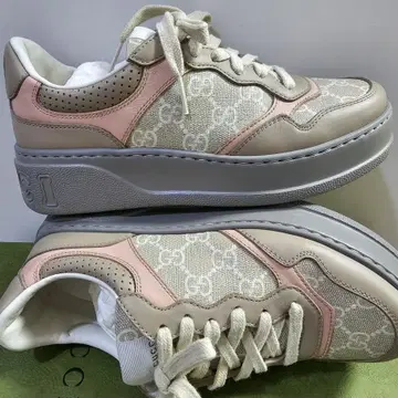  GUCCI Chunky B Wheat Pink 700775 UPG90 9595 review gfhn