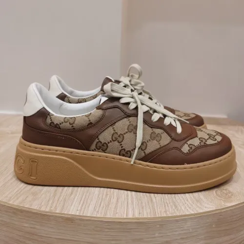  GUCCI Chunky B Brown 676092 UPG20 2866  review 