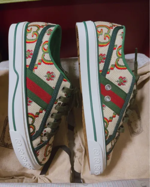 Gucci Tennis 1977 GG Logo Green Multi review 