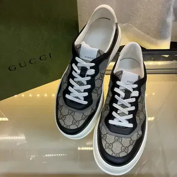  Gucci Chunky B Navy Blue review 