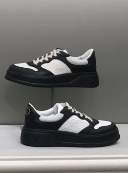 Gucci GG Embossed White Black Leather  669582 AAA4T 1068 review ghj