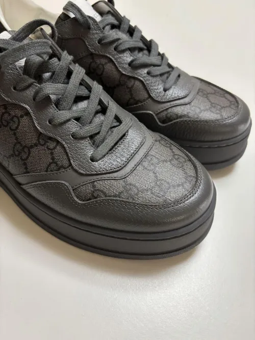 Gucci GG Embossed Gray review 